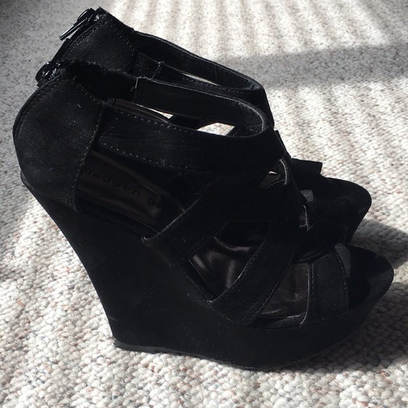 Madden Girl Wedges - Picture 2 of 3